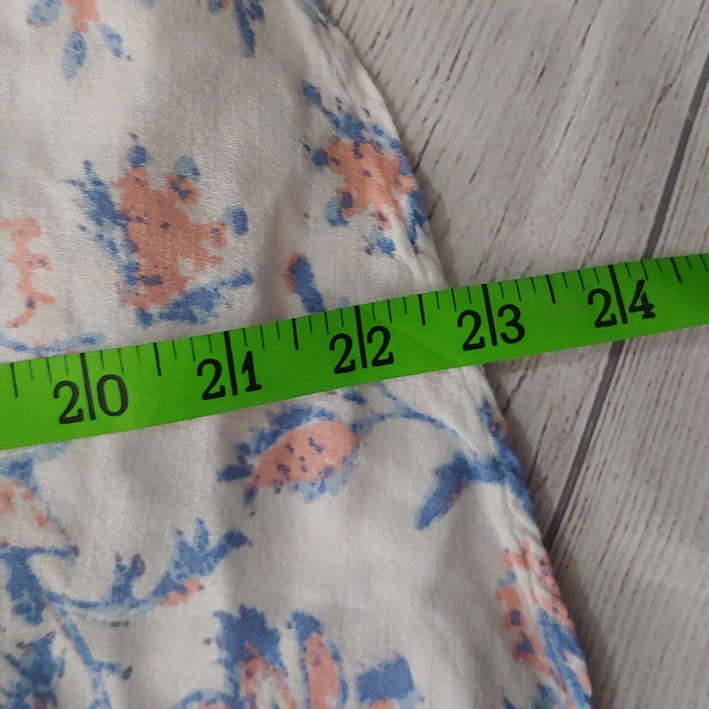 LUCKY BRAND FLORAL TOP WITH SMOCKED CUFFS - Picture 8 of 8